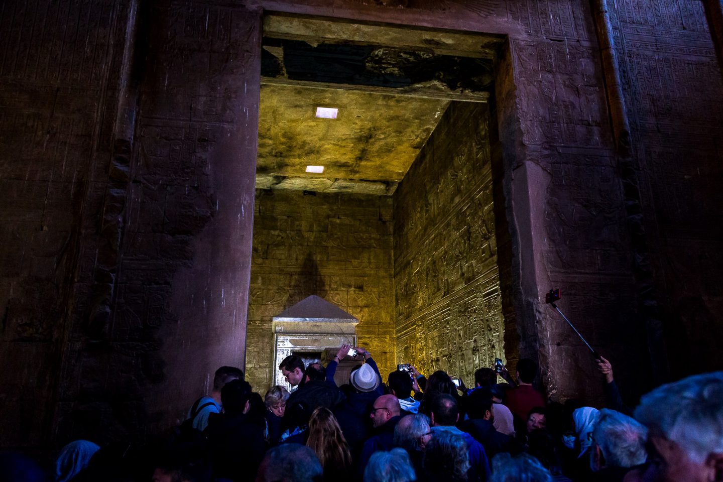Crowds in the temple of Edfu
