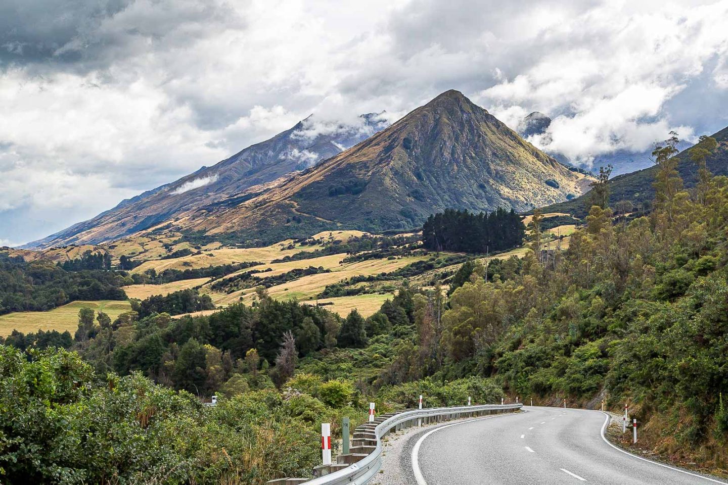 Roads leading to Te Anau, South Island, New Zealand