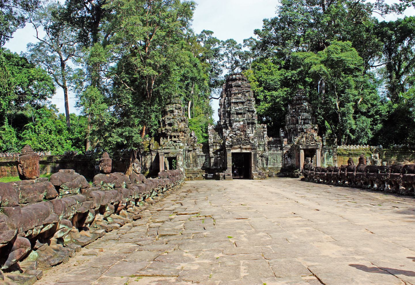 Bridge leading to Preah Khan