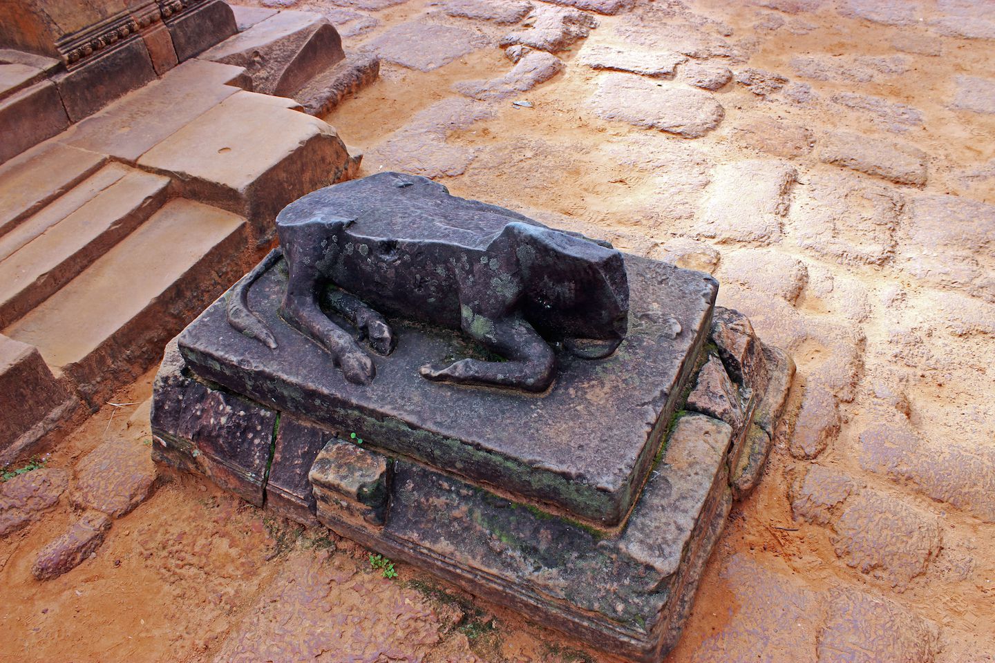 Bull Nandi, Shiva's mount