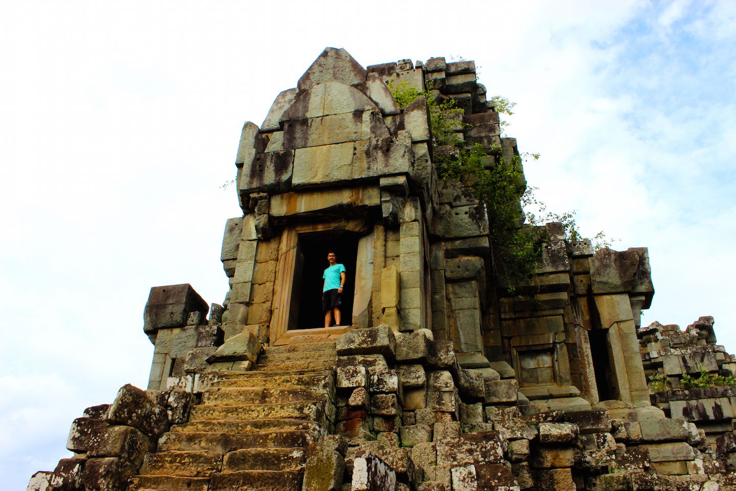 Carlos at the main tower of Ta Keo