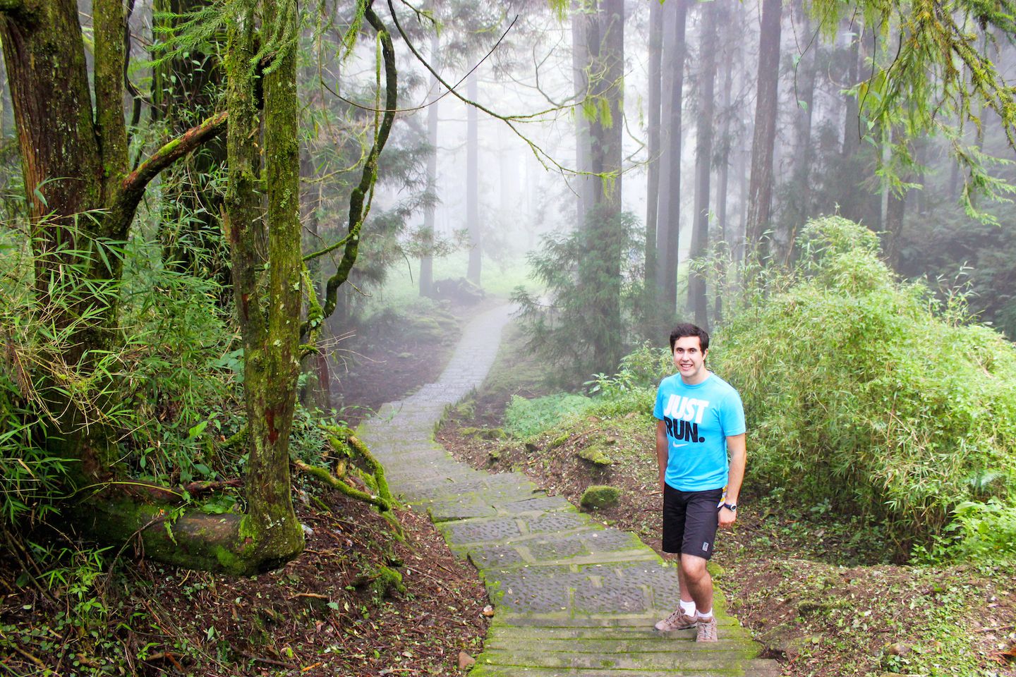 Carlos on the way to the Sister Ponds