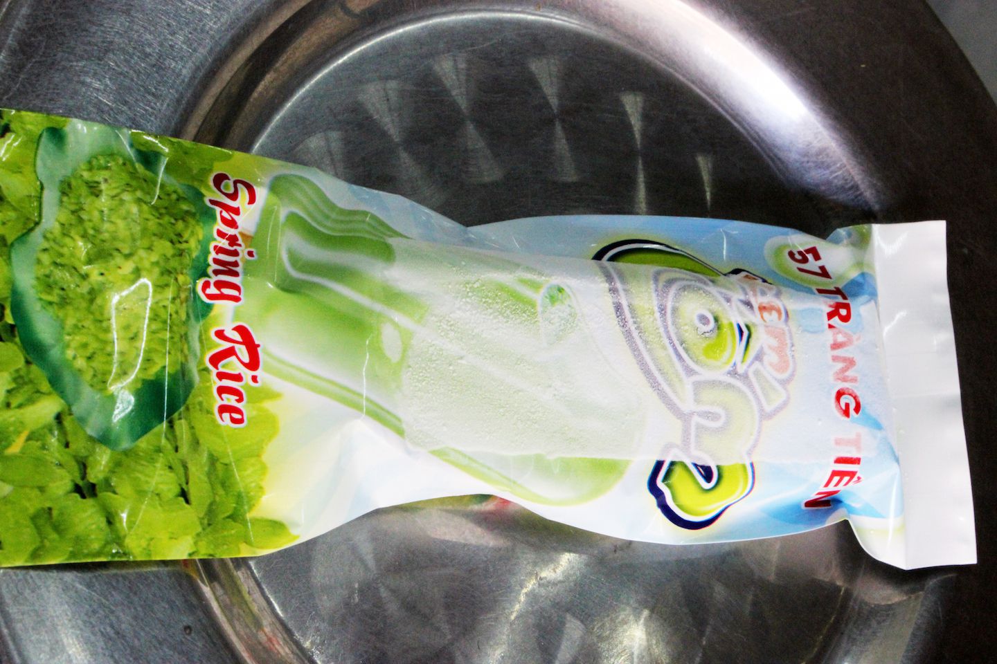 Com (spring rice) ice cream