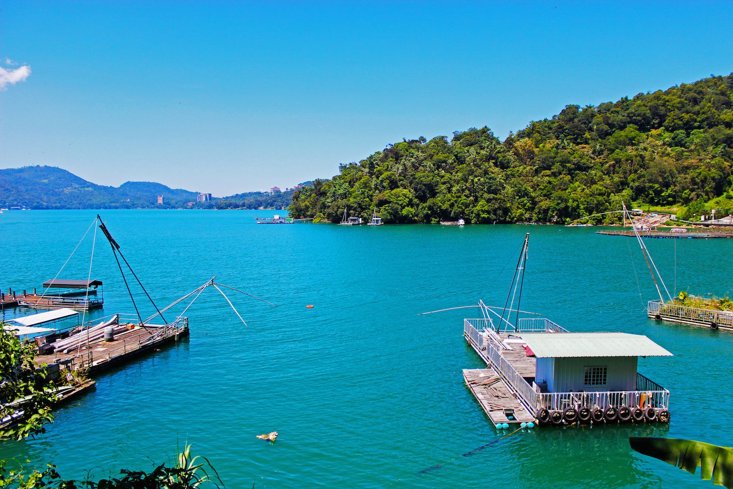 Floating houses at Ita Thao