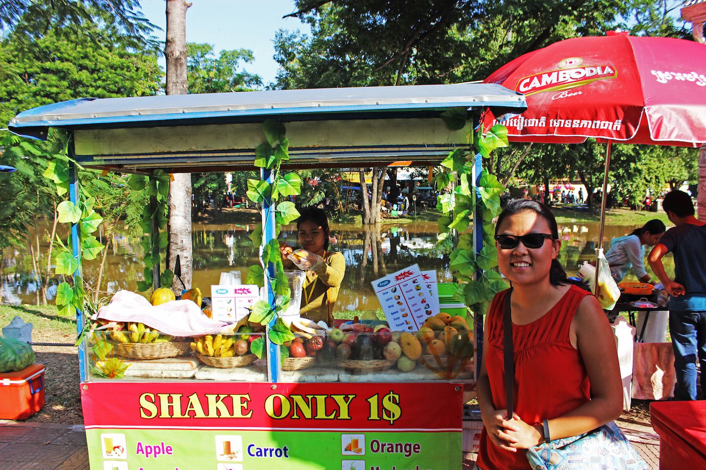 Fruit smoothie stand in Siem Reap