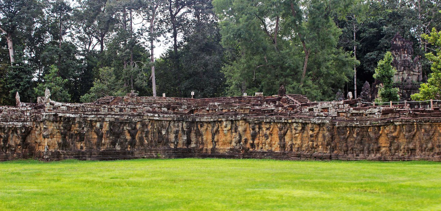 Garudas on the side walls of the Leper King Terrace