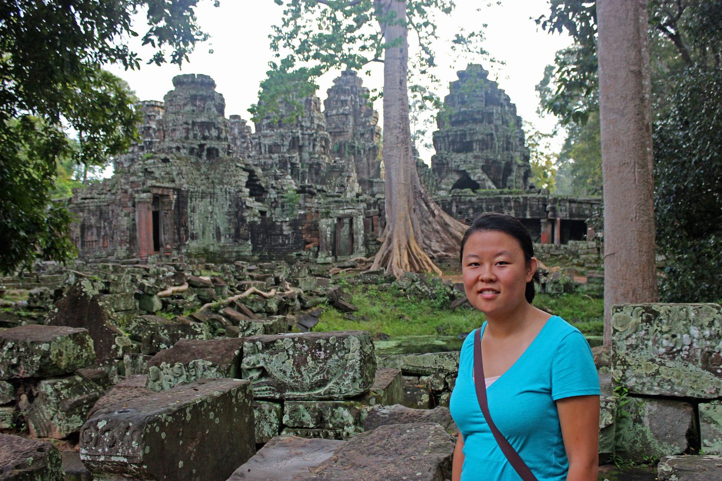 Julie at the west entrance of Banteay Kdei