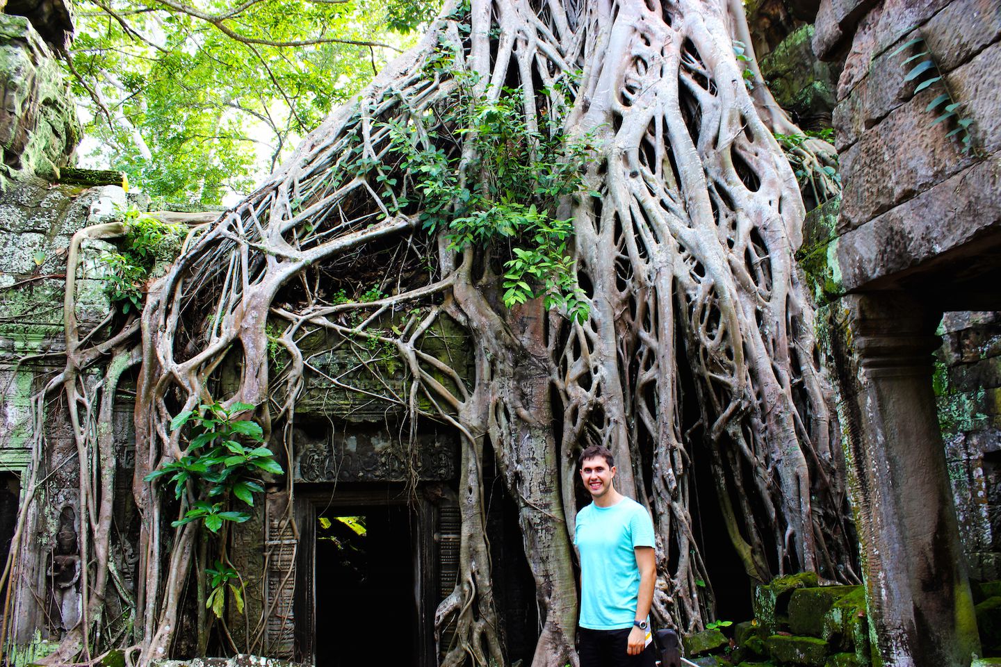 Carlos at the Tomb Raider spot in Ta Prohm
