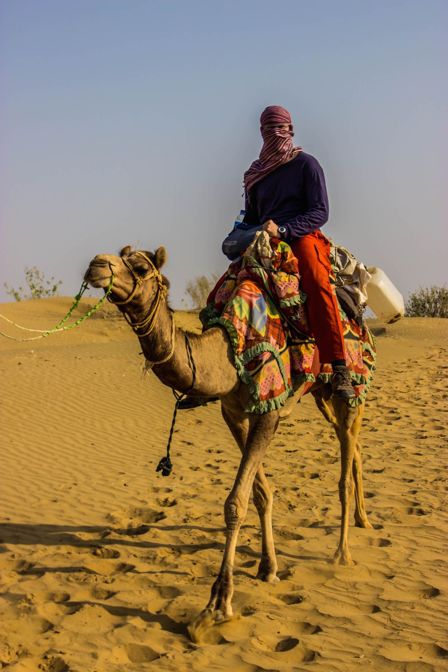 Carlos riding the camel in the Thar Desert, Jaisalmer, India
