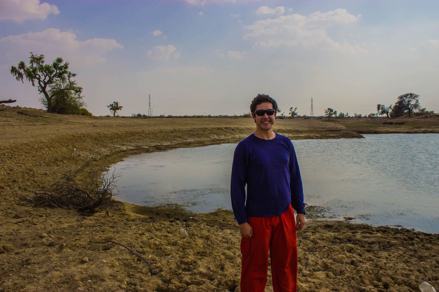 Carlos at the oasis in the Thar Desert, Jaisalmer, India