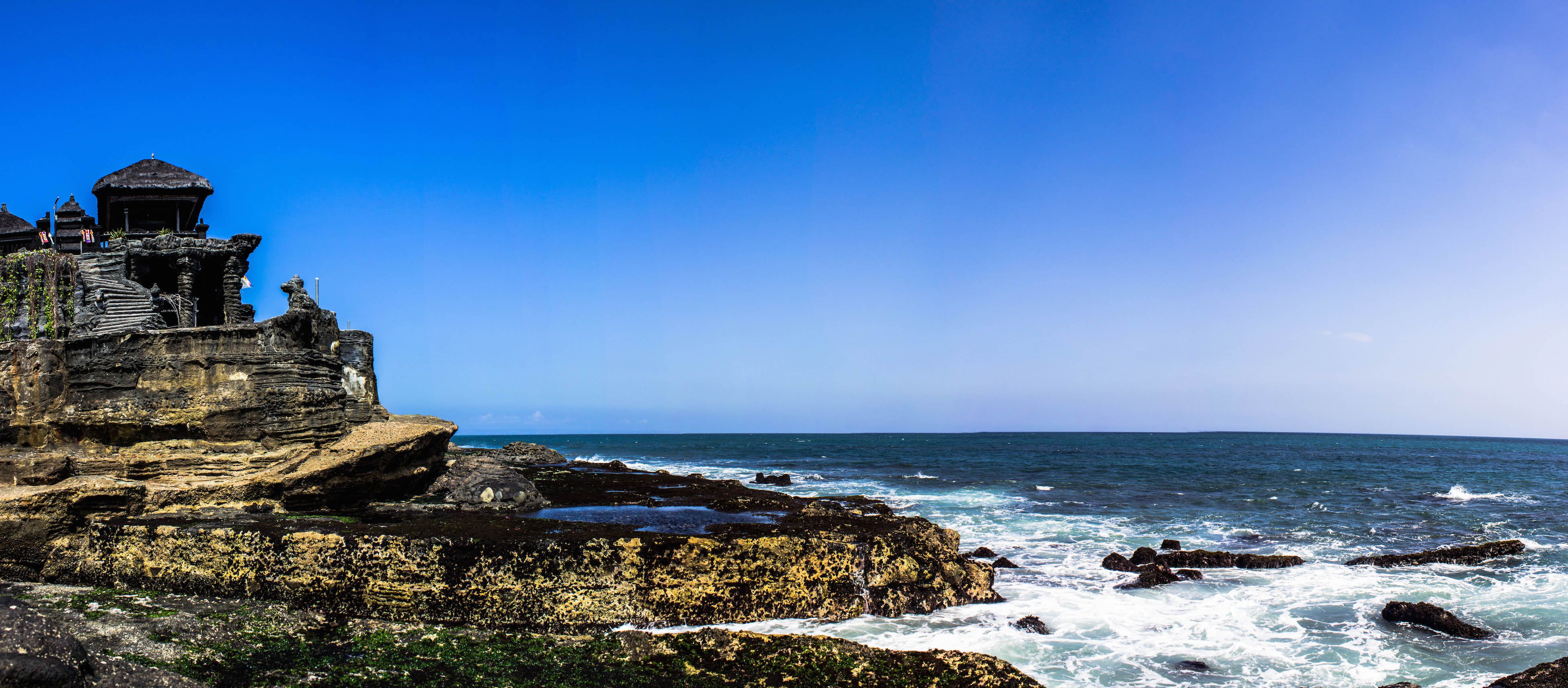 Panoramic view of the sea temple, Tanah Lot, Bali, Indonesia