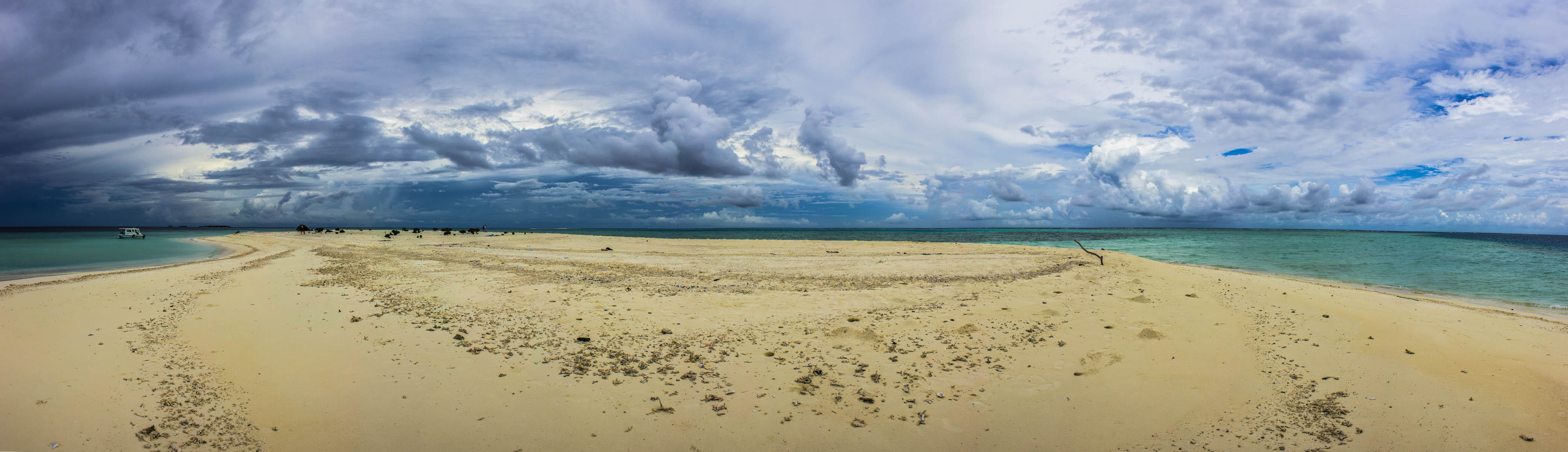 Panoramic view of the sandbank, South Male Atoll, Maldives