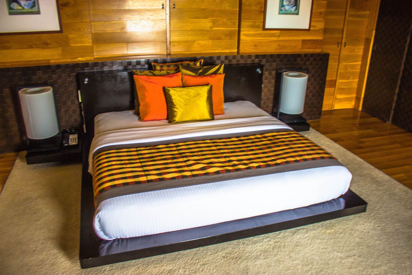 Water bungalow bedroom, Vadoo Resort, Maldives
