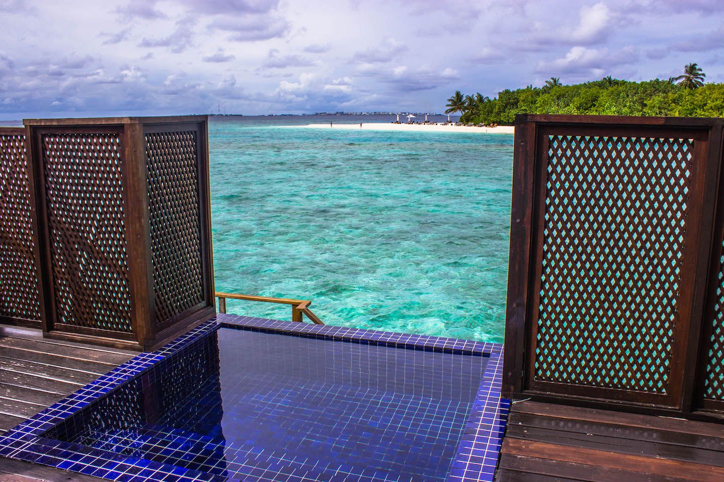 Private pool in the water bungalow, Vadoo Resort, Maldives