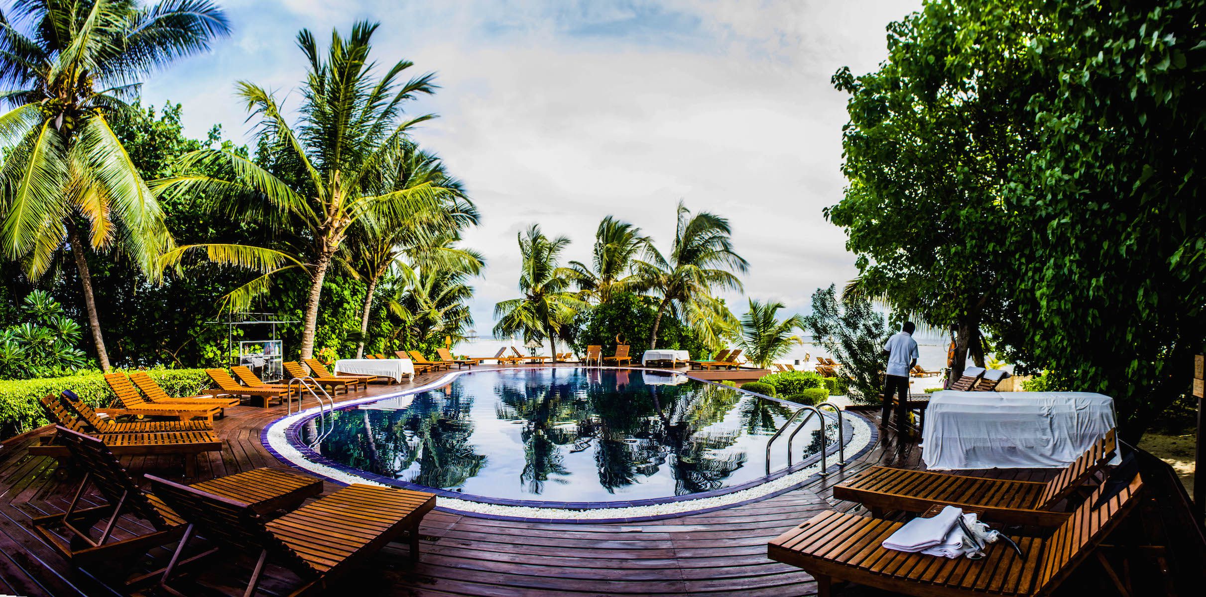 Panoramic view of the pool at Vadoo Resort, Maldives