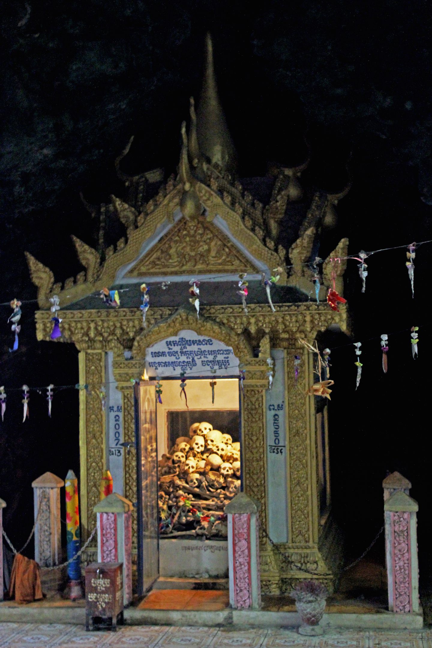 Memorial at the killing caves of Sampeou