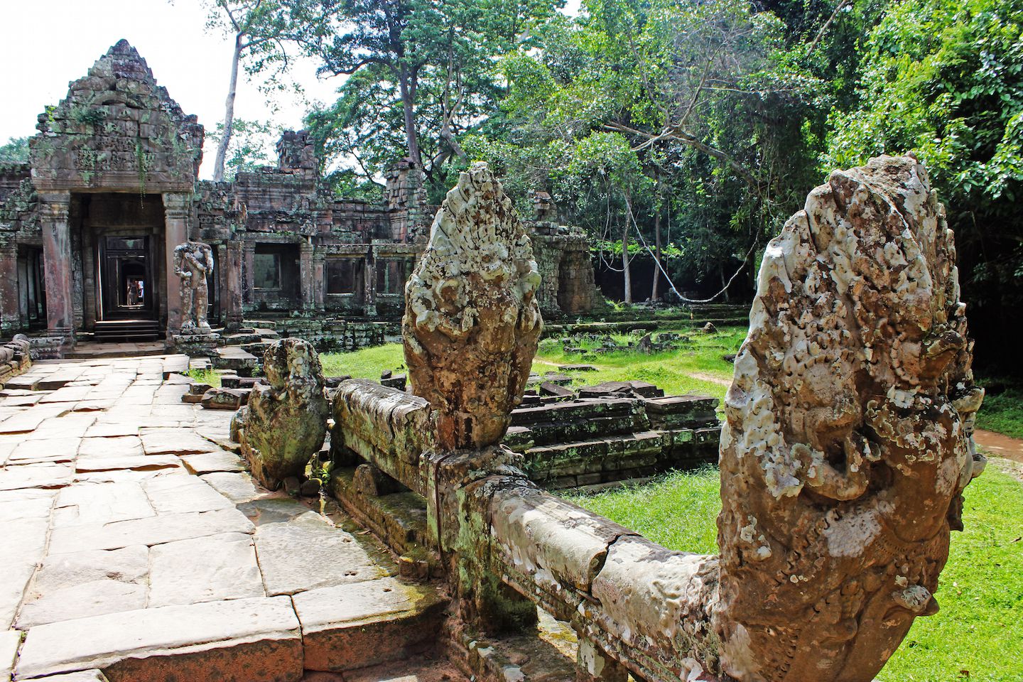 Naga balustrades at Preah Khan