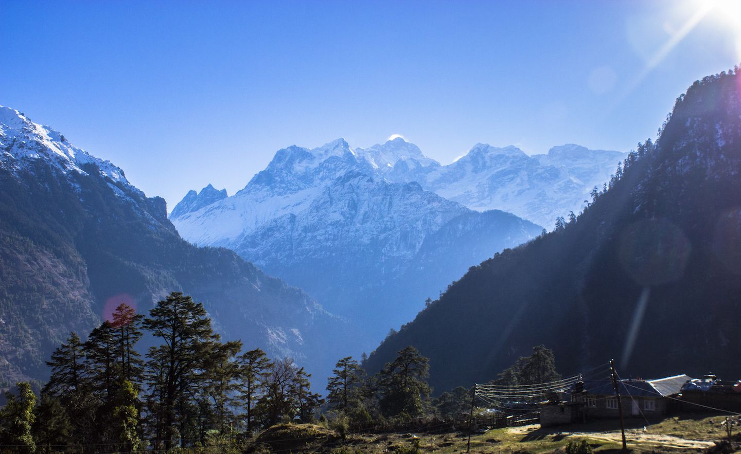 Mountains surrounding Temang, Nepal