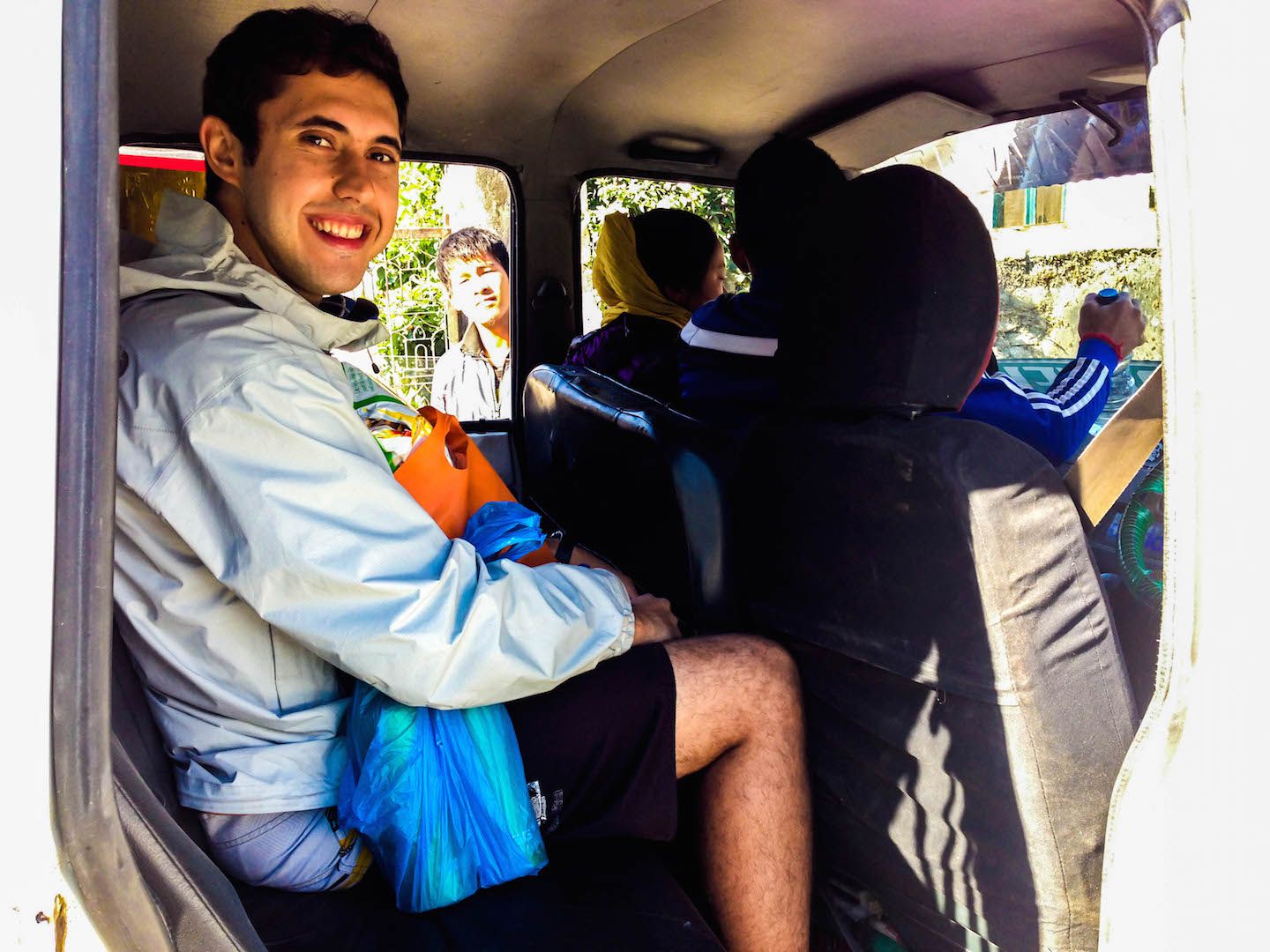 Carlos sitting on the jeep from Besisahar to Chame, Nepal