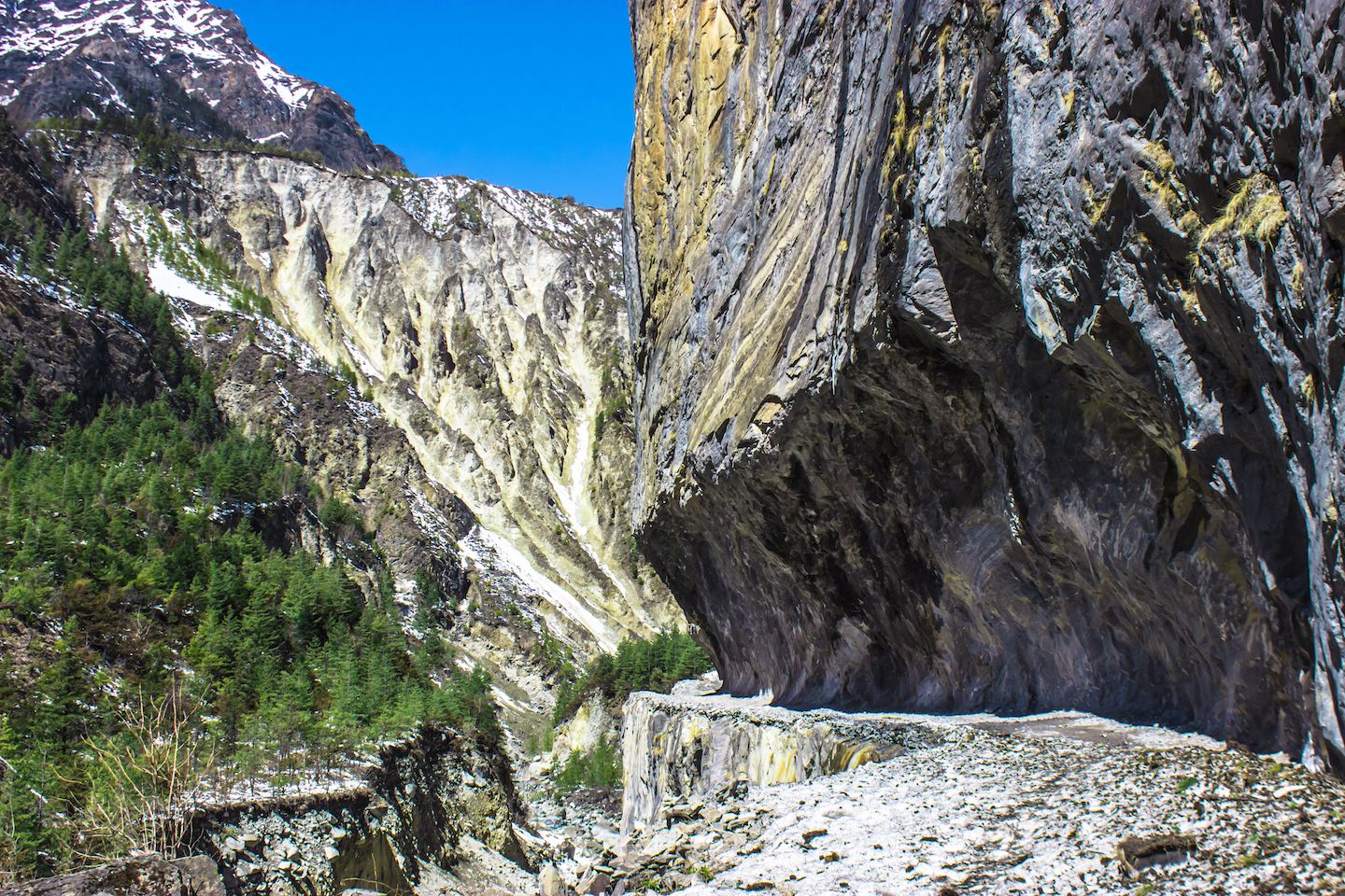 Road carved on the rocks, Annapurna Circuit, Nepal
