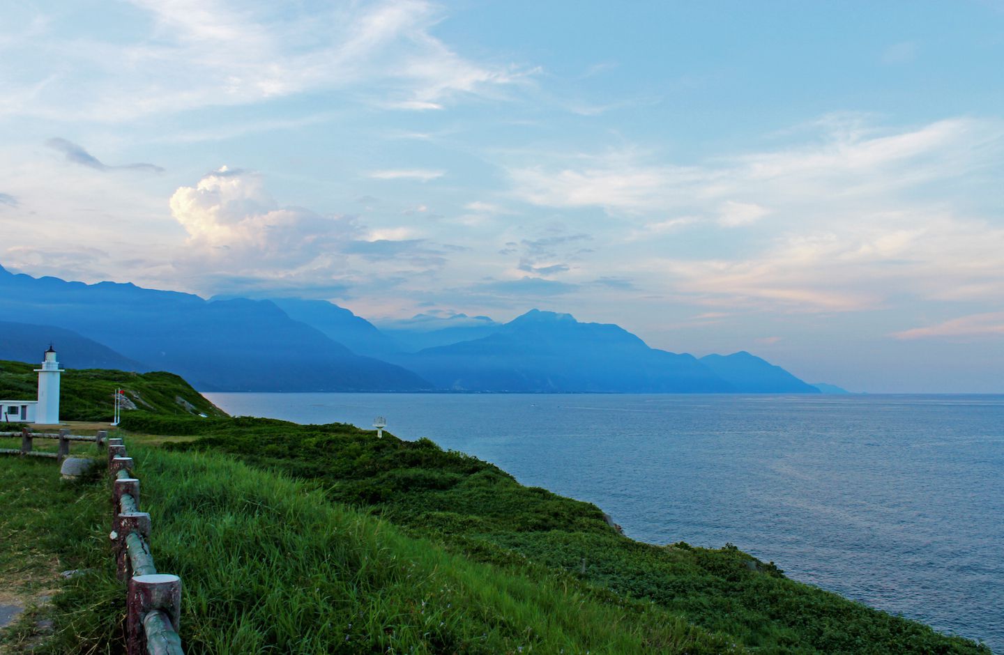 Overlooking Qixingtan beach