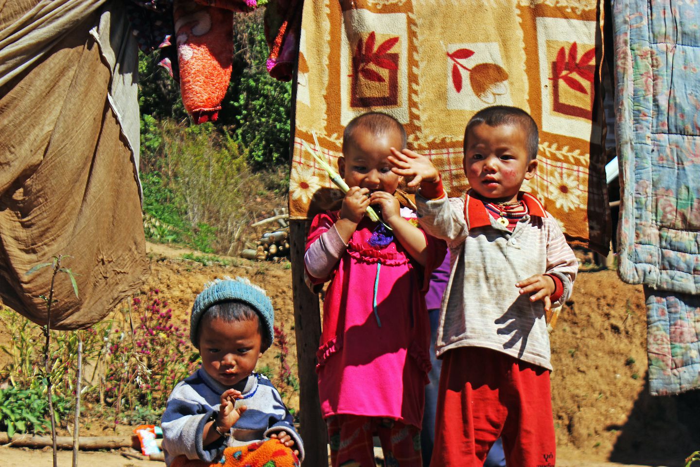 Palaung kids, Kalaw, Myanmar