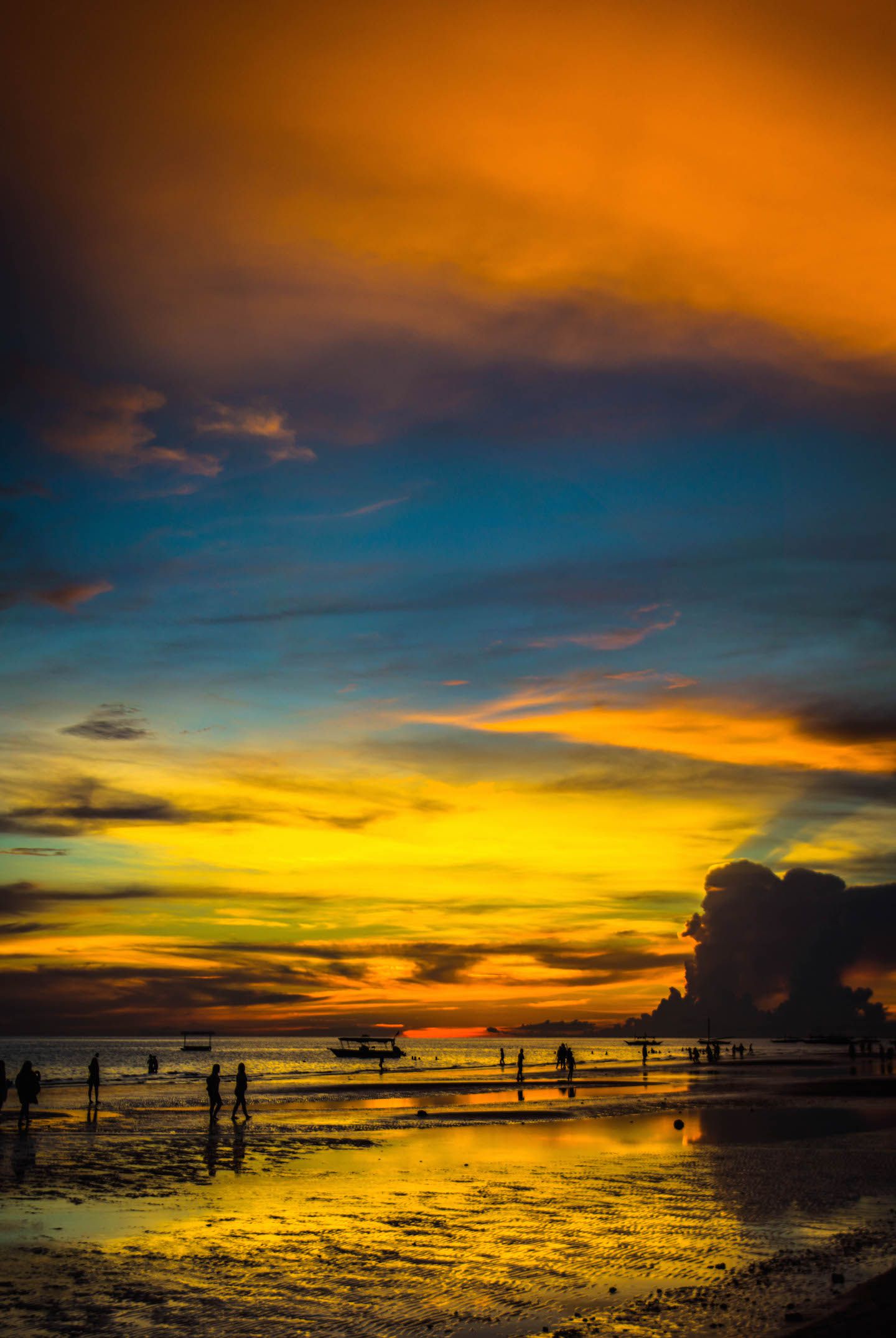 Beautiful sunset over White Beach, Boracay, Philippines