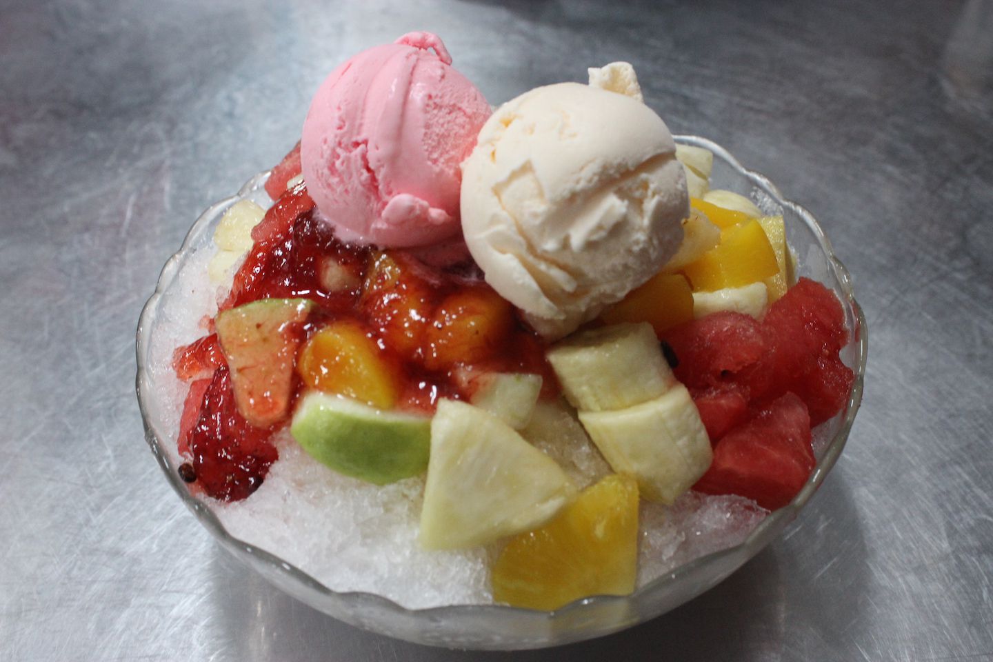 Shaved Ice with Mixed Fruits and Ice Cream