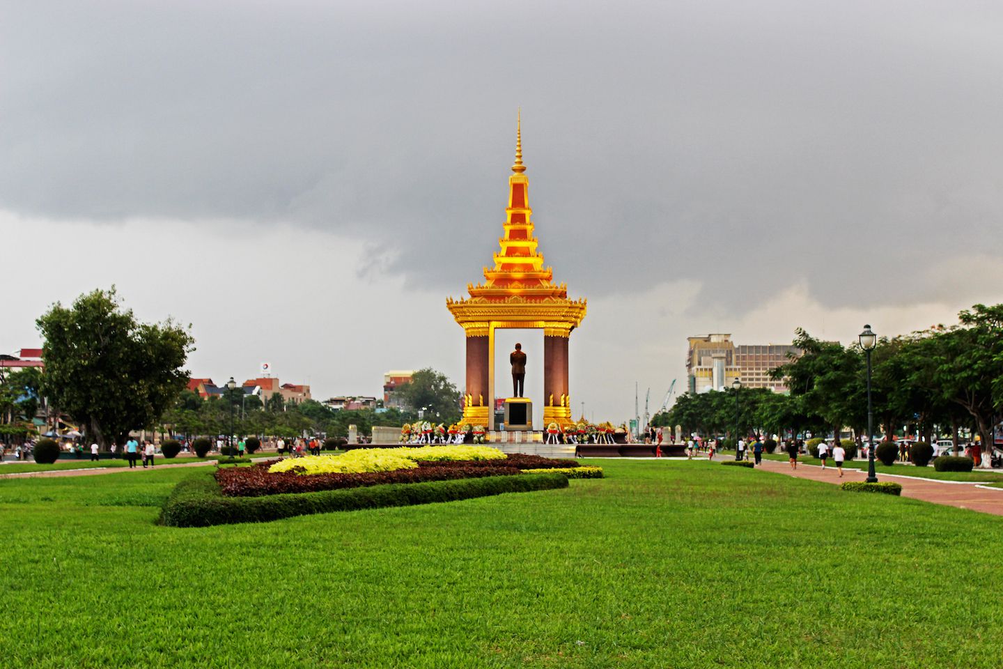 Statue of Norodom Sihanouk in Phnom Penh