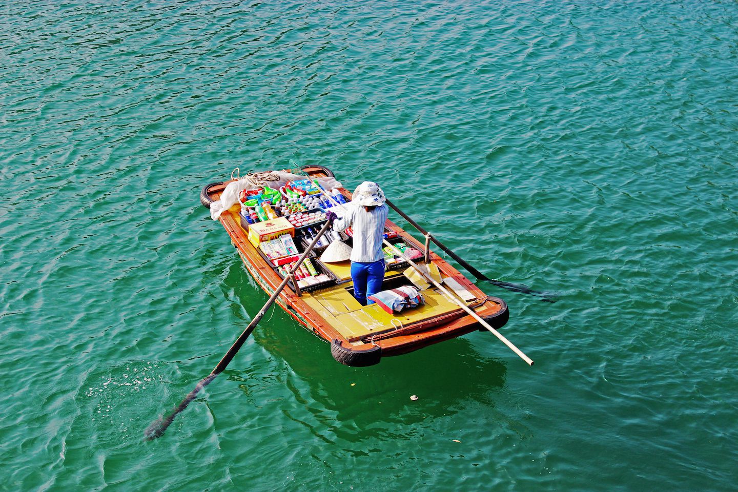 "street vendor" - Ha Long Bay version
