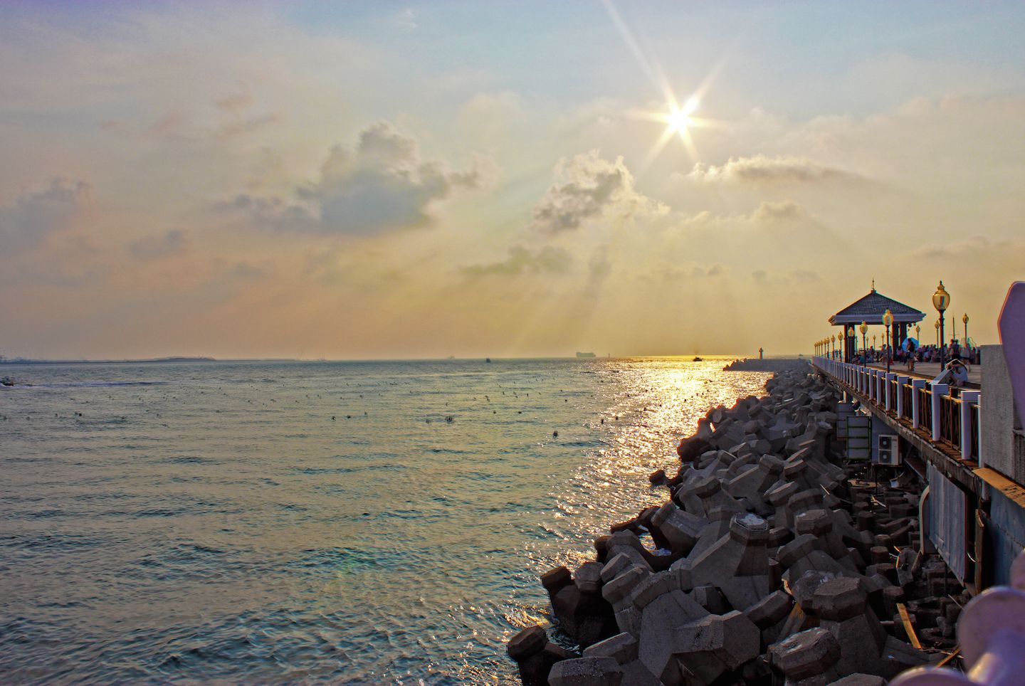 Sunset at the Tamsui's floating pier