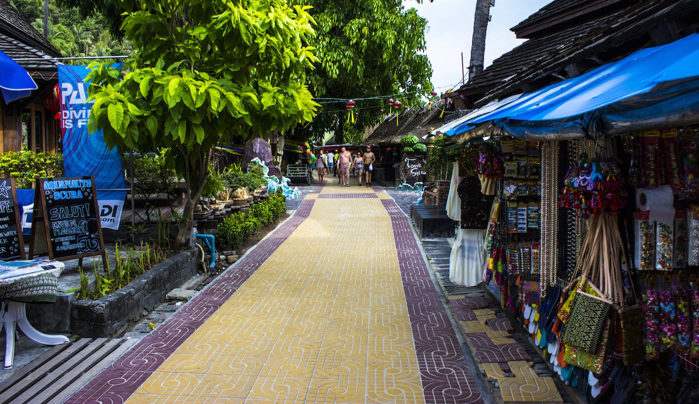 Alleys on Koh Phi Phi Don, Thailand