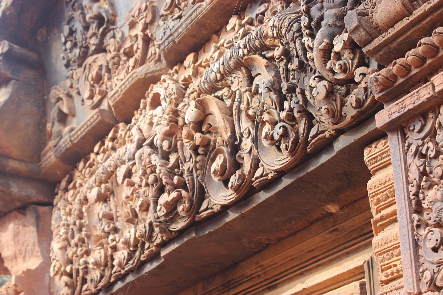 The carvings had a lot of depth to it