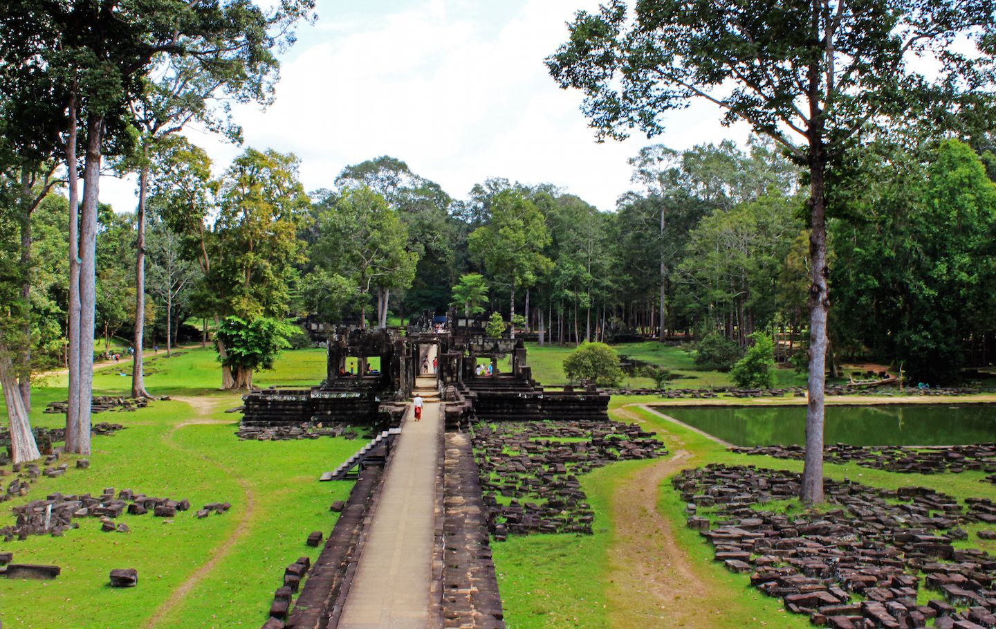 View of the causeway leading to Baphuon