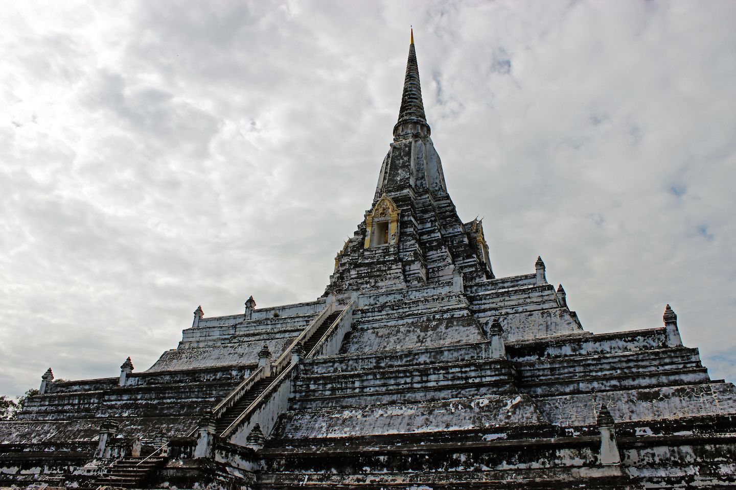 White tower of Wat Phu Khao Thong, Ayutthaya